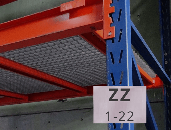 oznakowanie każdej zatoki/przejazdu w rzędzie regałów